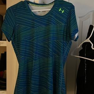 Brand new without tags under armour fitted gear tee
